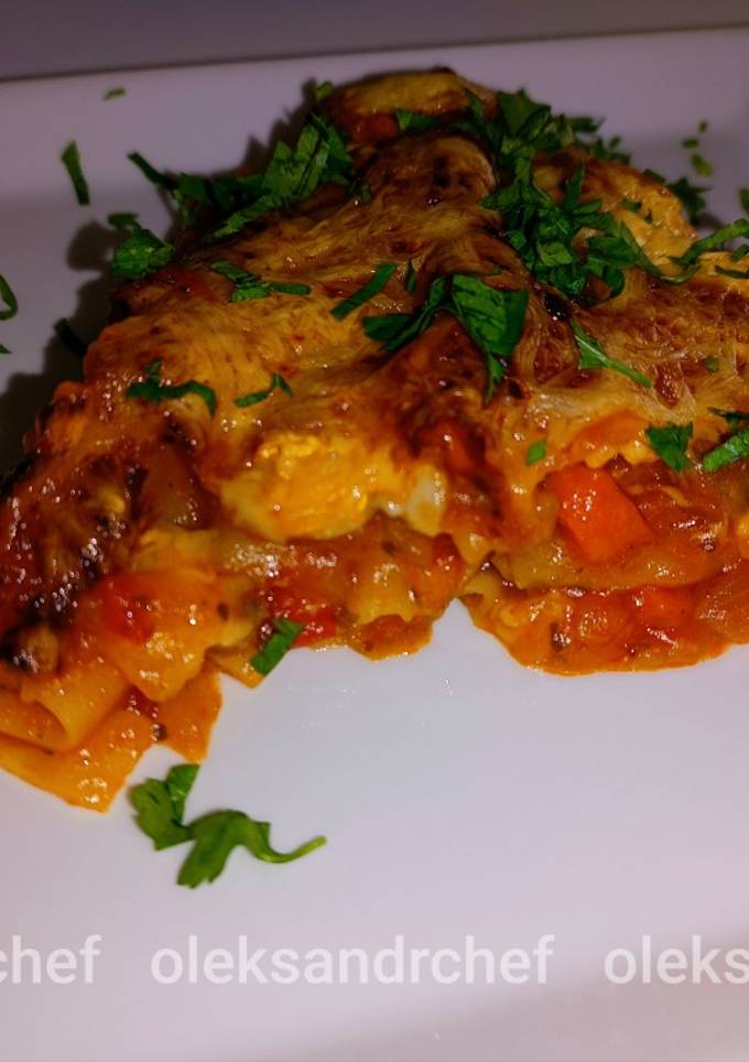 Канелоні🍝 з бараниною та кокосовим молоком під сирною скоринкою