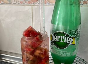 Foto principal de Cubos de hielo de fresa y kiwi