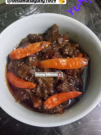 Bagaimana Menyiapkan Oseng Daging Mercon Praktis