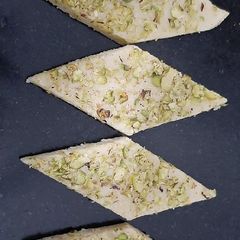 A picture of Kaju pista katli.