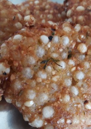 A picture of Sabudana Vada.