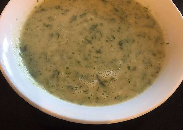 Parsley and White Bean Soup