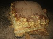 Una foto de postre de tiramisu