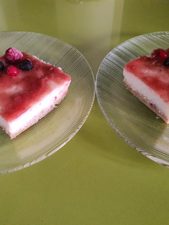 Una foto de Tarta de queso "fit" sin azúcar sin horno