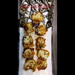 A picture of Pizza shots (bread pizza in appe maker).