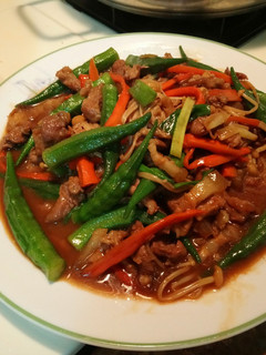 秋葵醬燒肉 的食譜成品照片