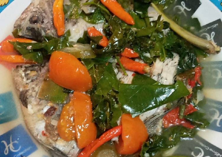 Resep Sop Bening Ikan Gurame segeeeer😍 yang Lezat Sekali