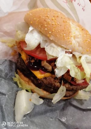 A picture of Colorful Burger.
