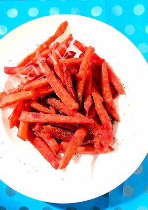 A picture of Tandori fries Valentine day fries 😂❤️.