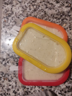 Una foto de Helado de yogurt de limón