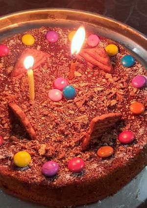 गेहूं के आटे का चॉकलेट केक(gehun k aate ka chocolate cake recipe in hindi) रेसिपी मुख्य फोटो