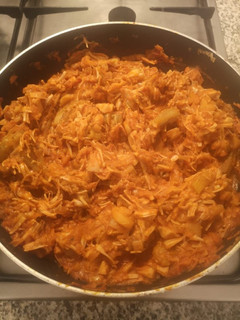 Una foto de Ropa vieja vegetariana jackfruit