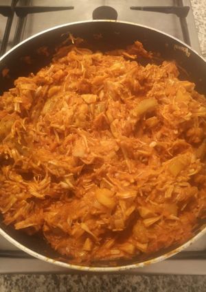 Una foto de Ropa vieja vegetariana jackfruit