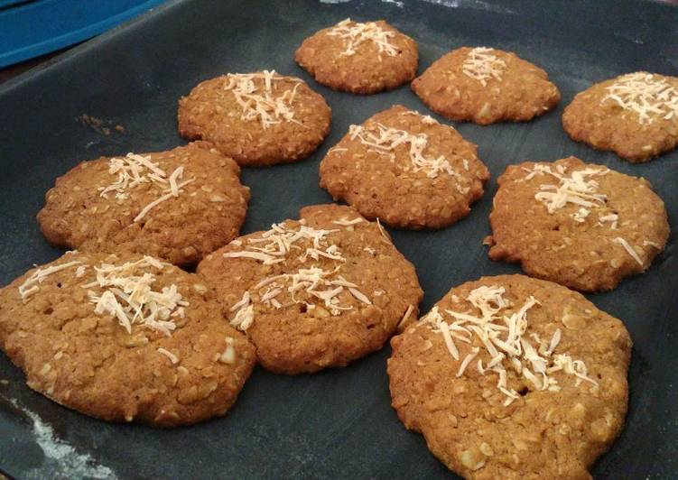 Cara Gampang Menyiapkan Simple Oatmeal almond cookies, Bisa Manjain Lidah