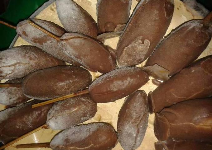 Bagaimana Membuat Es kulkul pisang coklat Anti Gagal