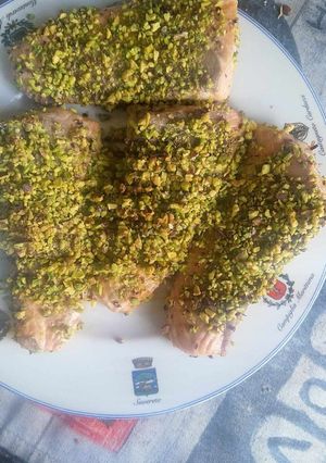 Foto di Salmone in crosta di pistacchio