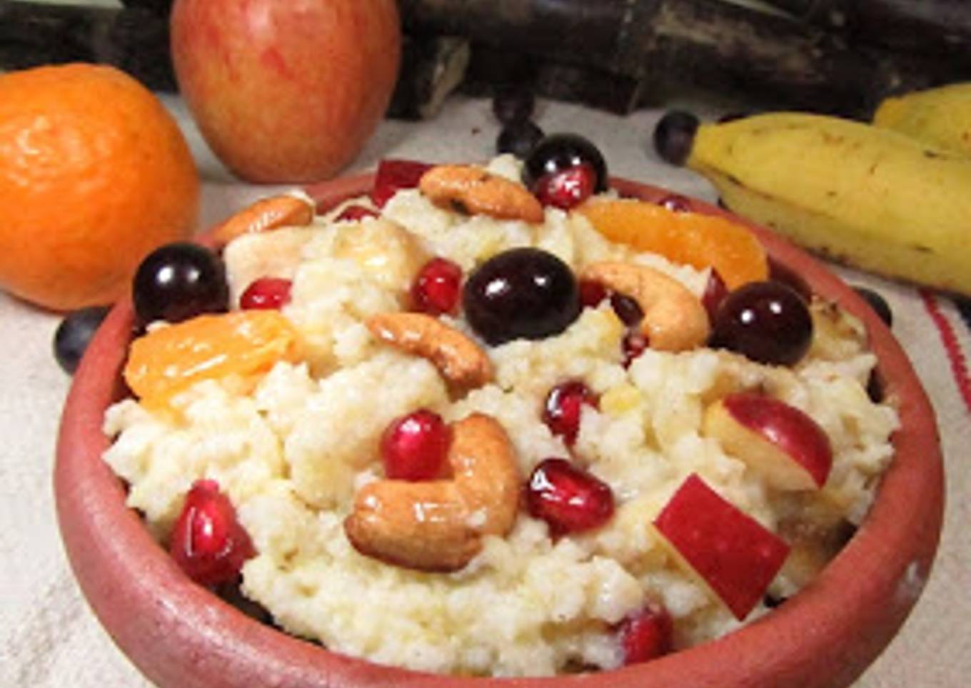 Varagu Pongal with Fresh Fruits / Kodo Millet Fruits Pongal