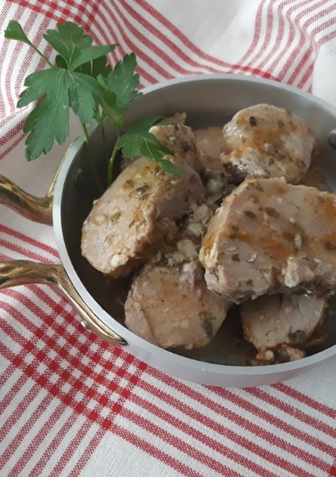 Una foto de Solomillo al horno con vino