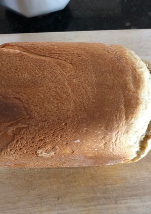 A picture of Machine white bread.