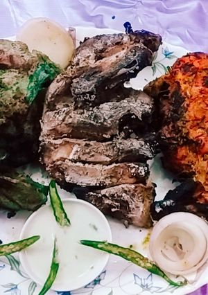 A picture of Chicken tandoori tiranga.