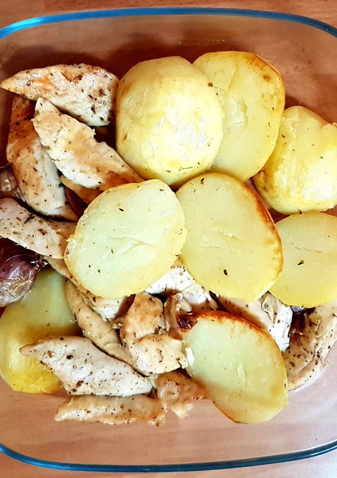 Una foto de Pollo al horno en bolsita 3 👌