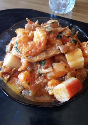 Una foto de Cazuela de mariscos 🍜