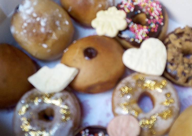 Recipe of Super Quick Homemade Filled doughnuts #PizzaSokoto