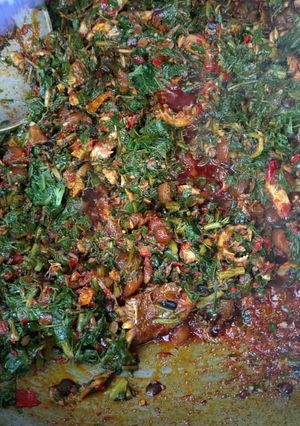 A picture of Vegetable soup.