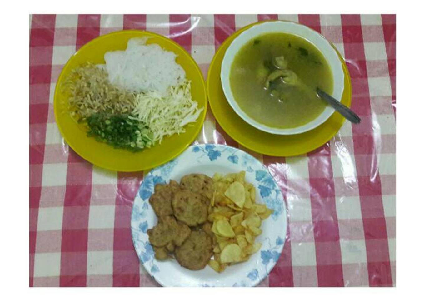 Soto Ayam Kuah Bening