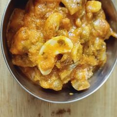 A picture of Kaju mushroom curry.
