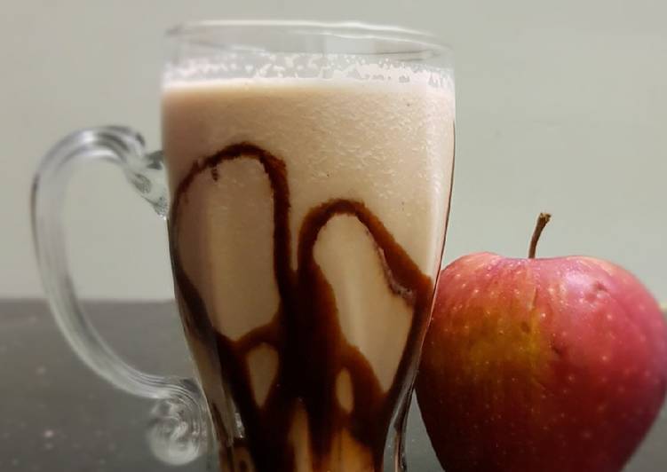 Easiest Way to Prepare Speedy Apple nuts smoothie