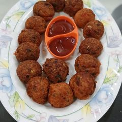 A picture of Semolina curd appe.