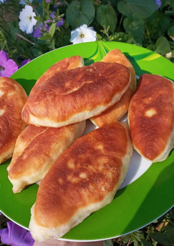 Пиріжки з картоплею