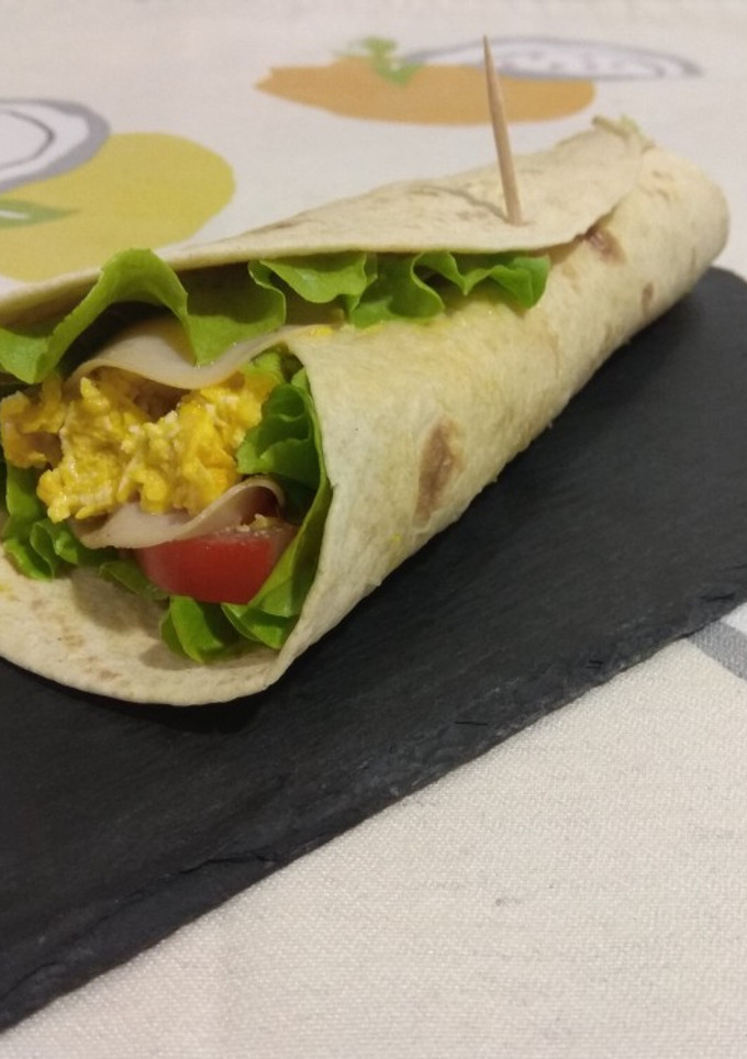 Una foto de Wrap con huevos revueltos