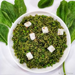 A picture of Palak Paneer Pulao.