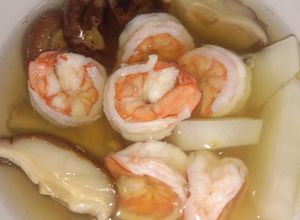 รูปของ ซุปหัวไชเท้าใส่กุ้ง | Radish soup with shrimp