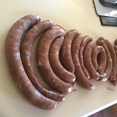 A picture of California Farm Frankfurter Hot Dogs.