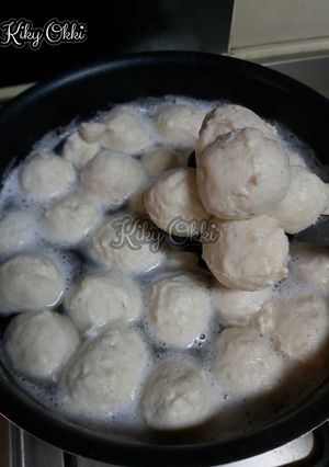 Foto resep Bakso ayam tanpa tepung (DEBM) ala bunda Rayadit