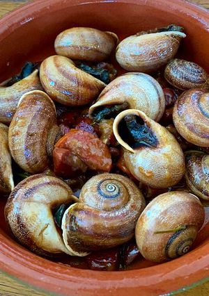 Foto principal de Caracoles con jamón y pepperoni
