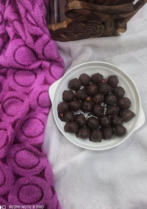 A picture of Milkmaid chocolate shorts.