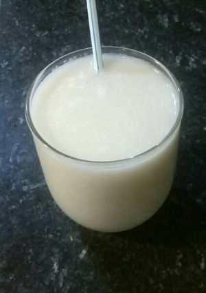 Foto principal de Batido de melón con bebida de avena