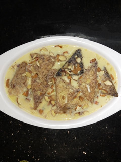 ஷாஹி துக்டா (Shahi tukda recipe in tamil) செய்முறை முக்கிய புகைப்படம்