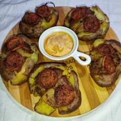 A picture of Smashed Garlic Potato 🥔.
