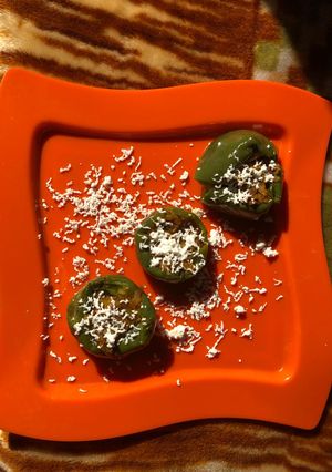A picture of Stuffed Capsicum.
