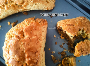Gambar Pai Daging Keju