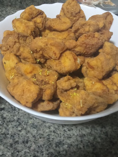 Una foto de Pollo frito con lima