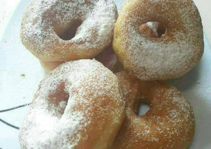 Resep Donat kentang empuk,ekonomis,anti gagal oleh Chusnah Nino - Cookpad