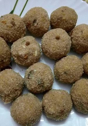 A picture of Wheat Flour Ladoo.