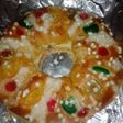 Roscón de reyes relleno de crema pastelera de almendras