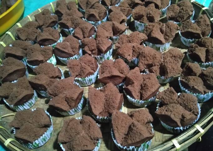 Cara Memasak Bolu kukus mekar coklat Ekonomis Untuk Dijual